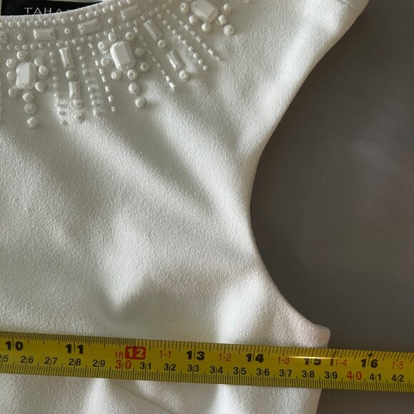 Tahari Below The Knee White Color Dress Sz 2 - Picture 8 of 9